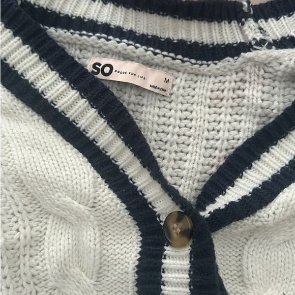 Kohl’s, Knitted Jacket - Picture 2 of 6